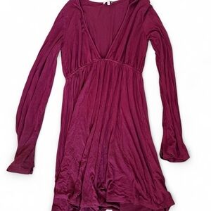 Tobi Long Sleeve V-Neck Flowy Dress - Burgundy